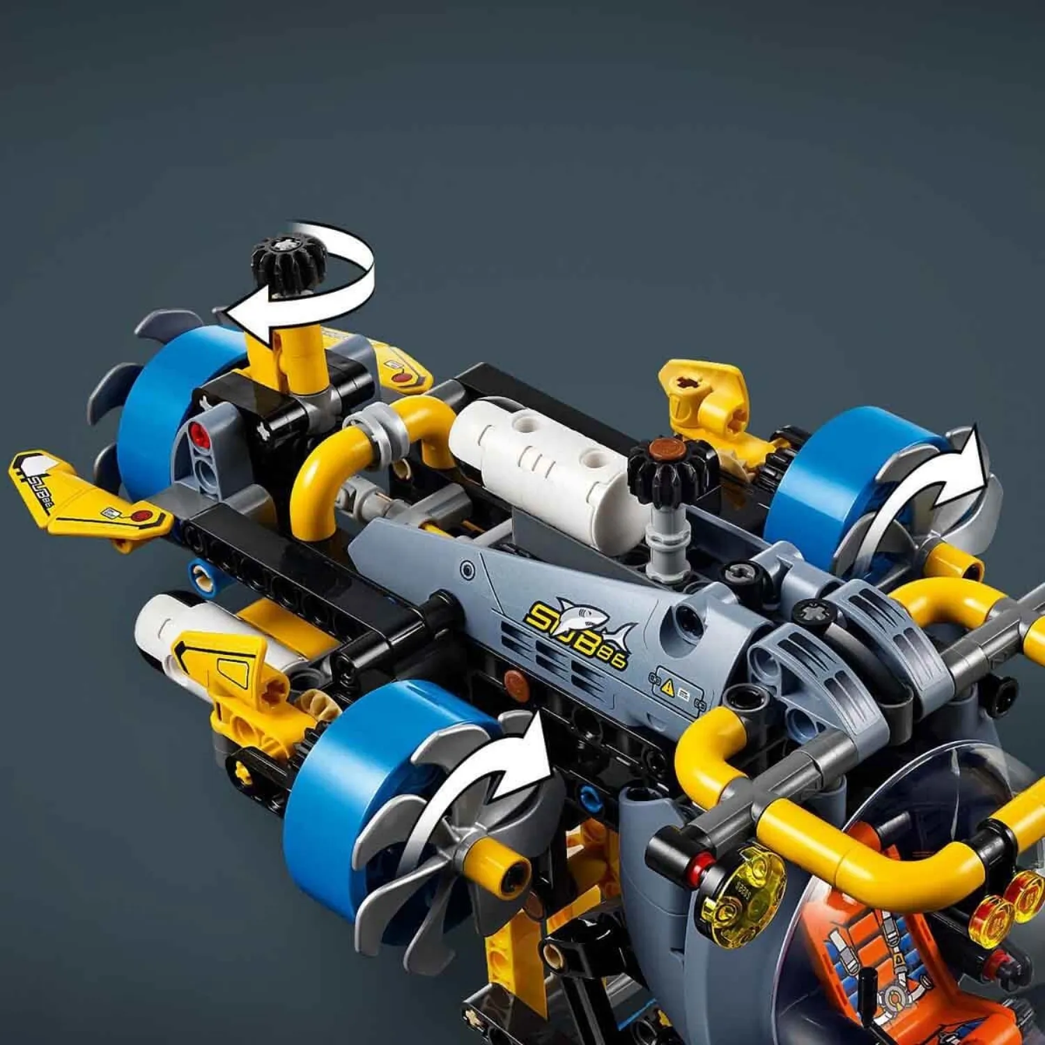 LEGO Technic Derin Deniz Araştırma Denizaltısı 42201 