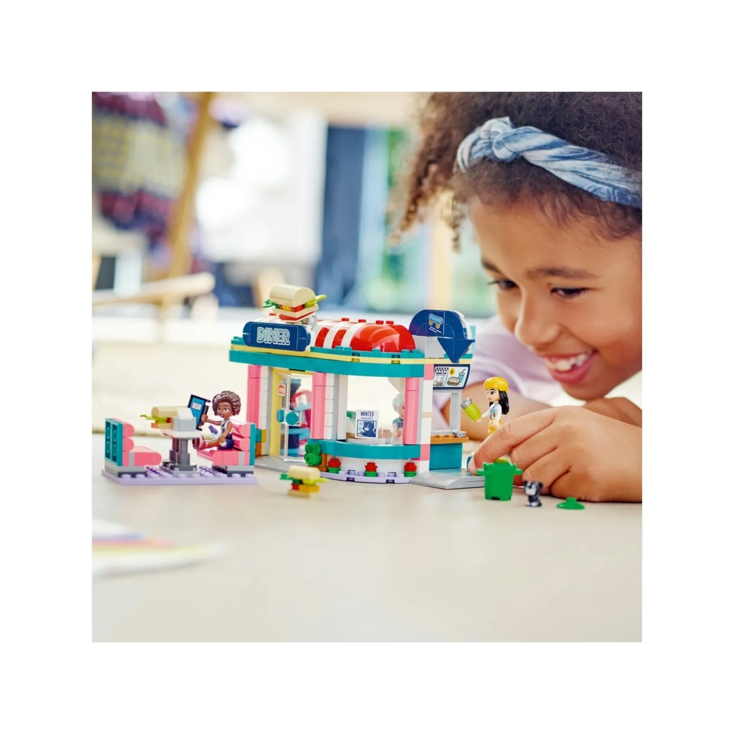 LEGO Friends Heartlake Şehir Merkezi Restoranı 41728