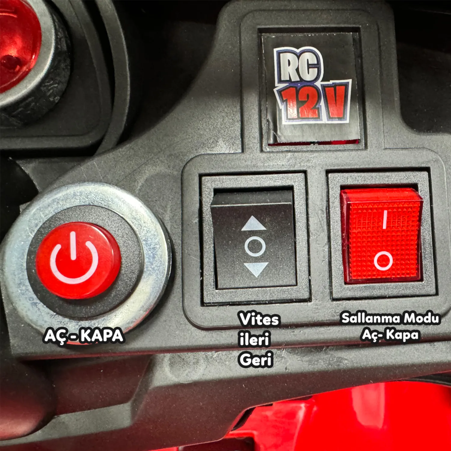 Nova Akülü Araba Kumandalı 4*2 12 Volt Beyaz