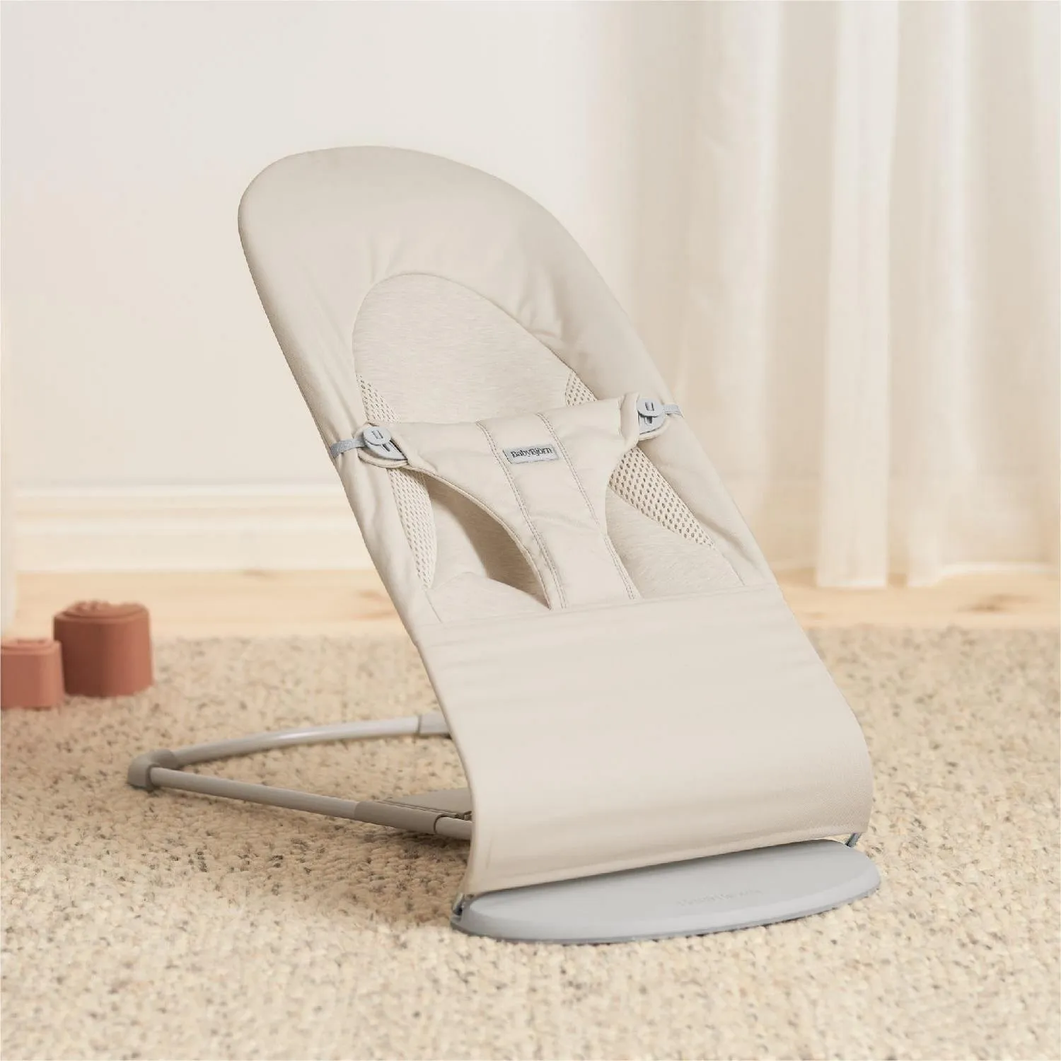 Babybjörn Balance Soft Ana Kucağı Oyuncaklı Woven Cotton Jersey Tri Fabric Light Beige
