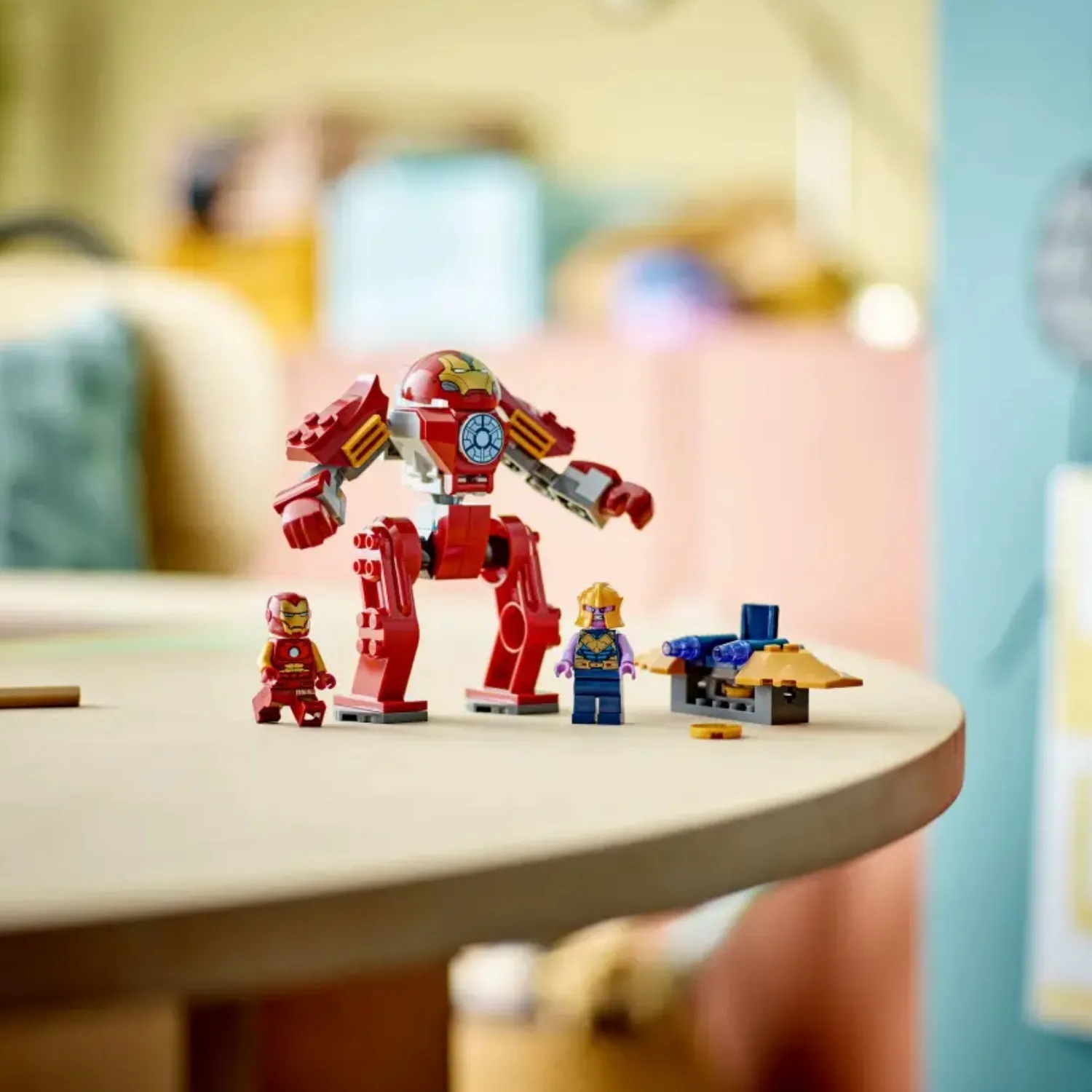 Iron Man Hulkbuster Thanos’a Karşı