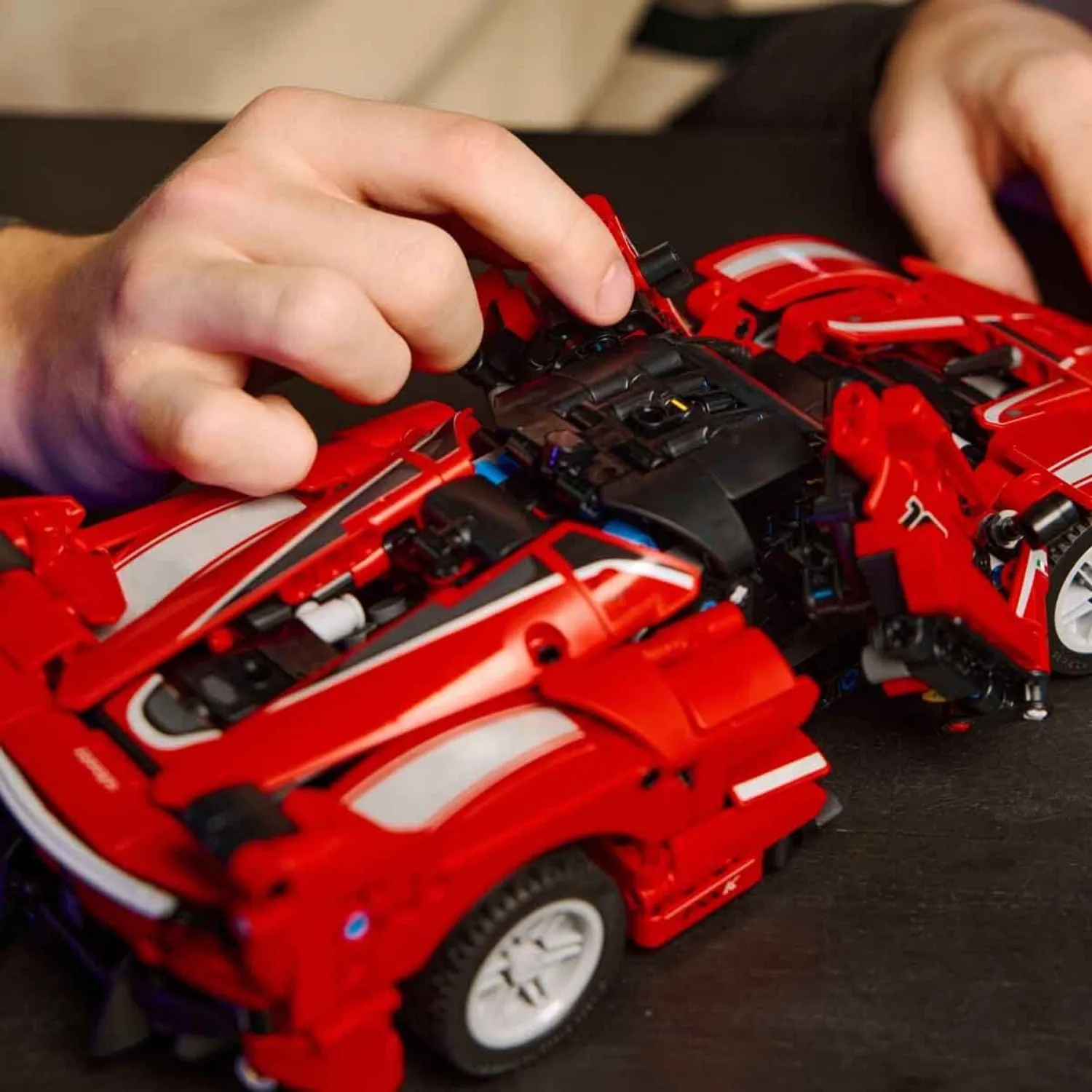 LEGO Technic Ferrari FXX K 42212 