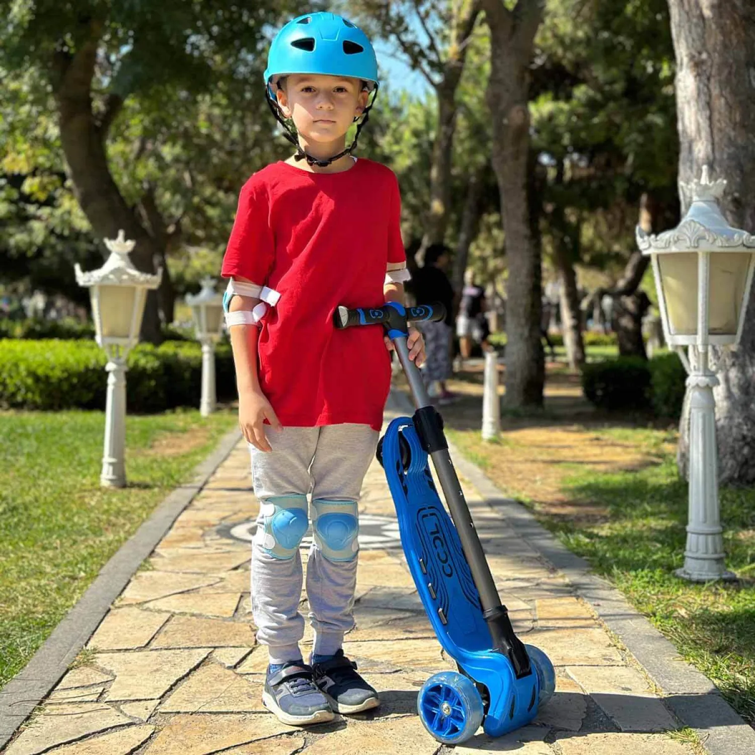 Cool Wheels Maxi Scooter Mavi