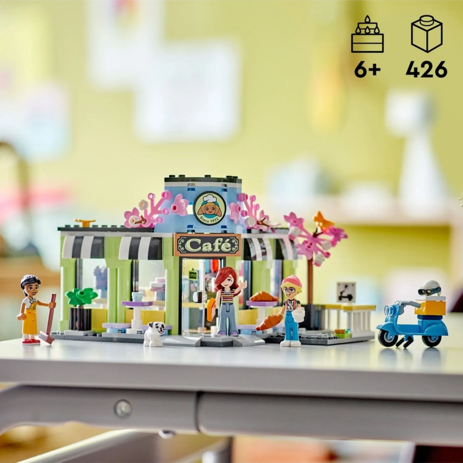 LEGO Friends Heartlake City Kafe’si 42618