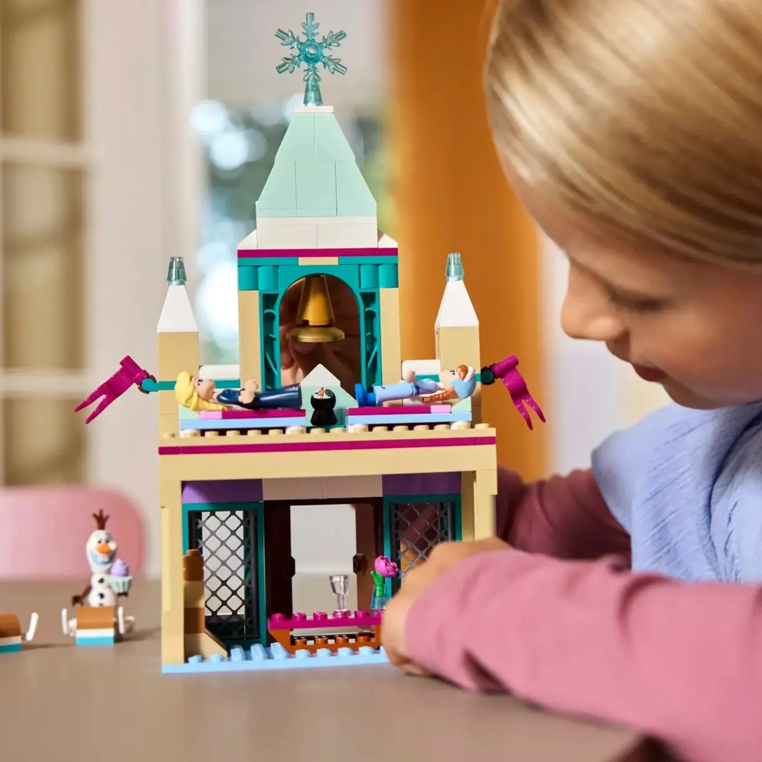 LEGO Disney Frozen Arendelle Karlar Ülkesi Şatosu 43265