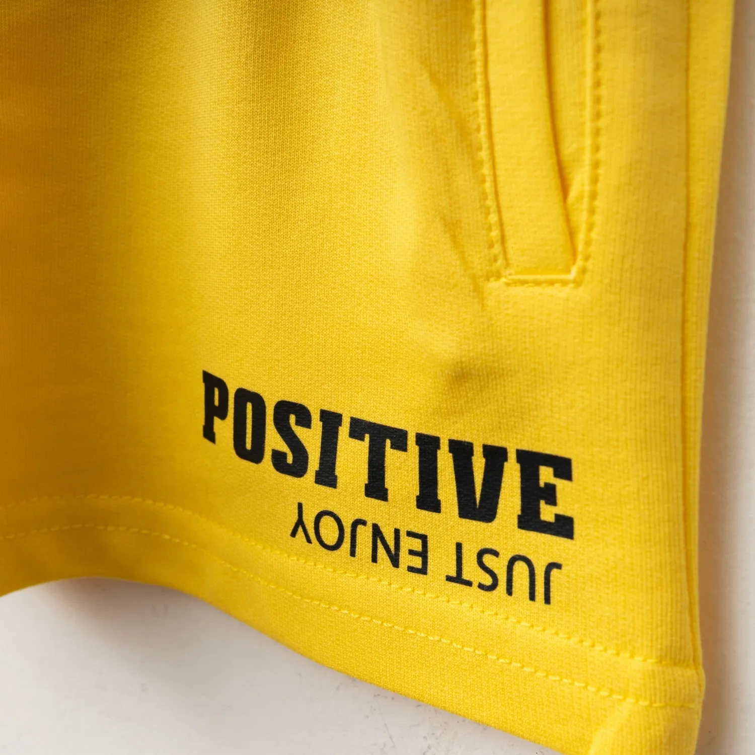 Winimo Şort Positive Baskılı Sarı