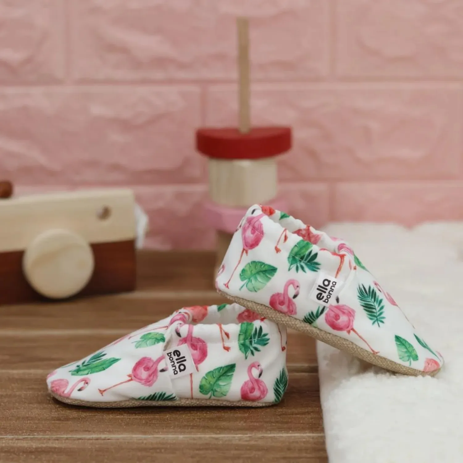 Ella Bonna Patik Kaydırmaz Taban Flamingo